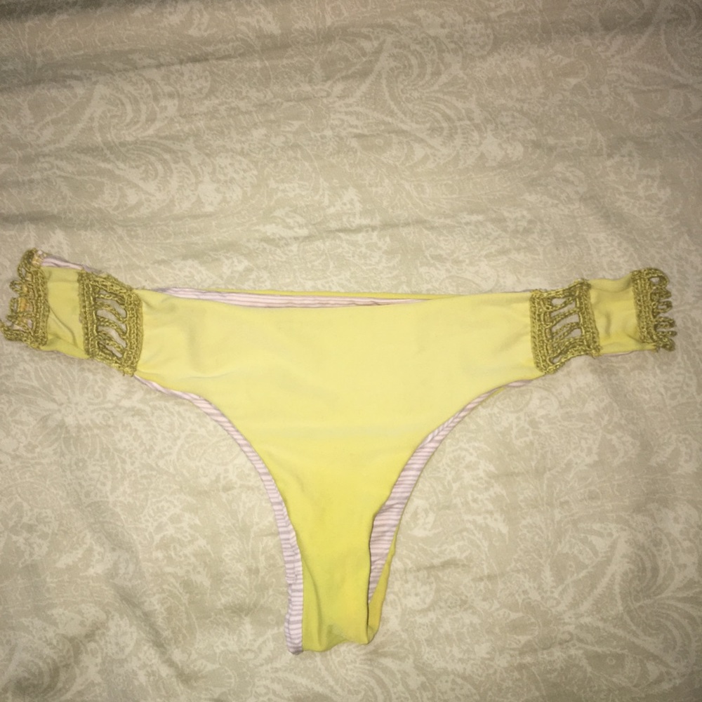 Acacia Lilikoi Tanzania Bottoms - Picture 3 of 4
